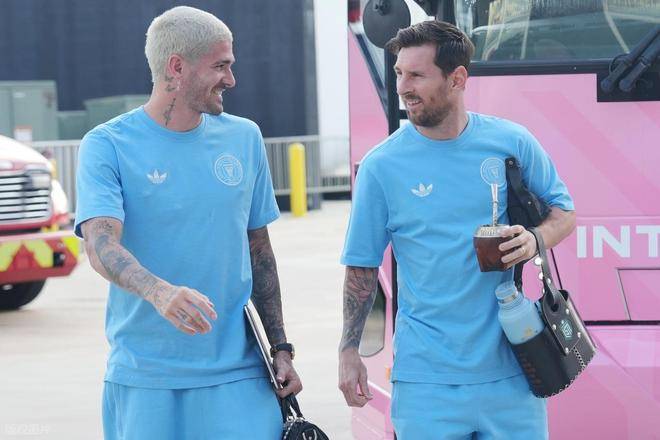 关于出色发挥引发热议！，梅西在切尔西比赛中重要助攻全场沸腾不已的信息