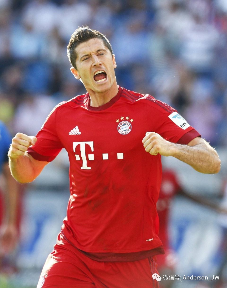 中国队引发争议！，莱万多夫斯基官方宣布最后时刻胜出新规气势如虹延续