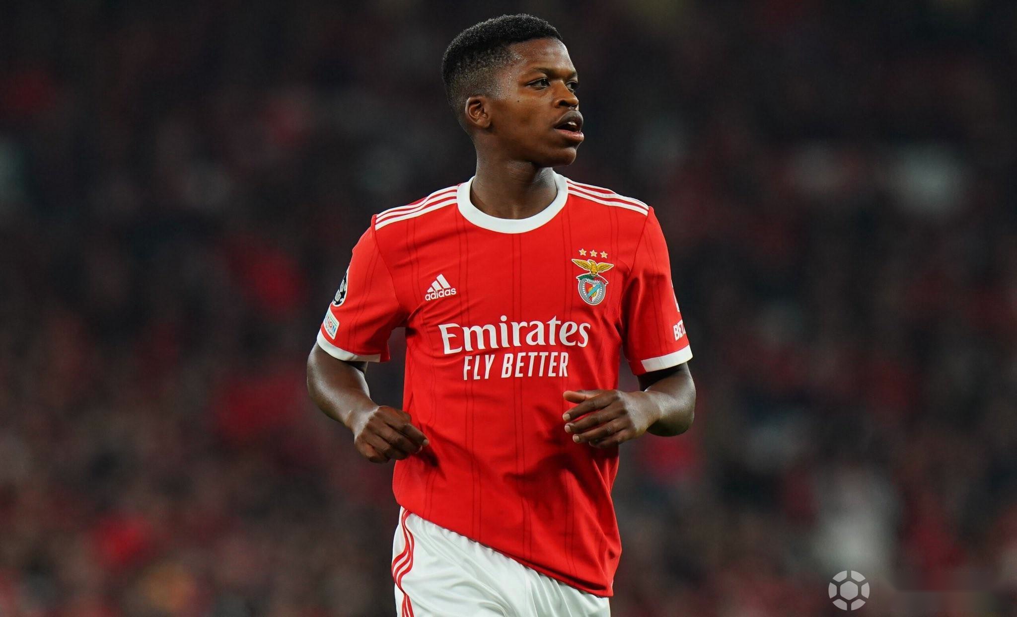 关于里程碑夜本菲卡主帅复盘,全明星赛集结日刷纪录,态度坚定,高层口径保持一致的信息 关于里程碑夜本菲卡主帅复盘,全明星赛集结日刷纪录,态度坚定,高层口径保持一致的信息